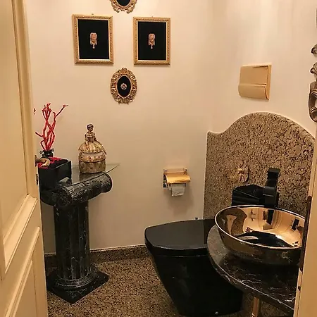 Вилла The Queen's House *