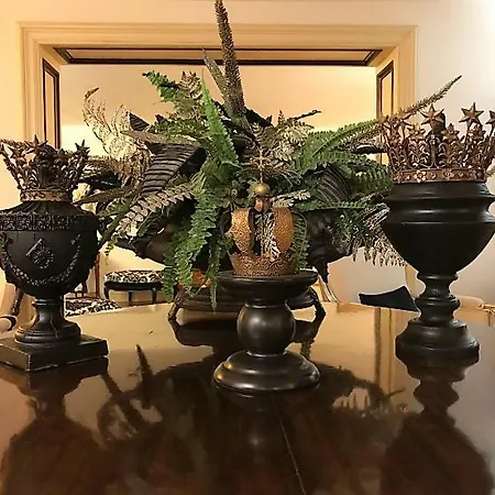 The Queen's House Вилла