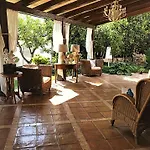 The Queen's House Villa *