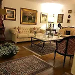 The Queen's House Villa