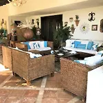The Queen's House Villa
