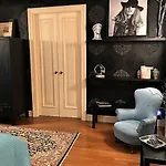 The Queen's House *