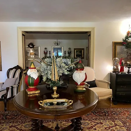 The Queen's House * Agrigento