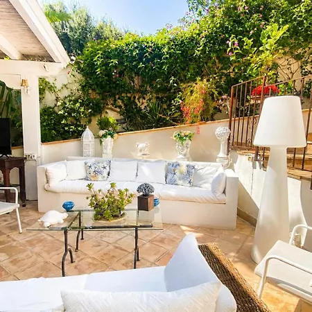 The Queens House Villa Agrigento