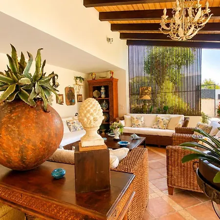 The Queens House Villa *