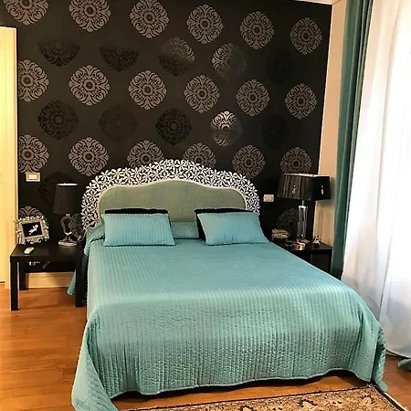 The Queen's House Villa *