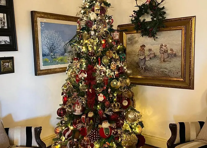 The Queen's House Villa *